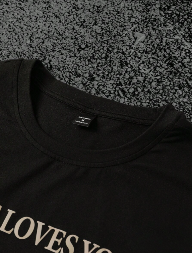 "JESUS LOVES YOU" T-Shirt