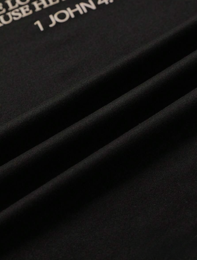 "JESUS LOVES YOU" T-Shirt