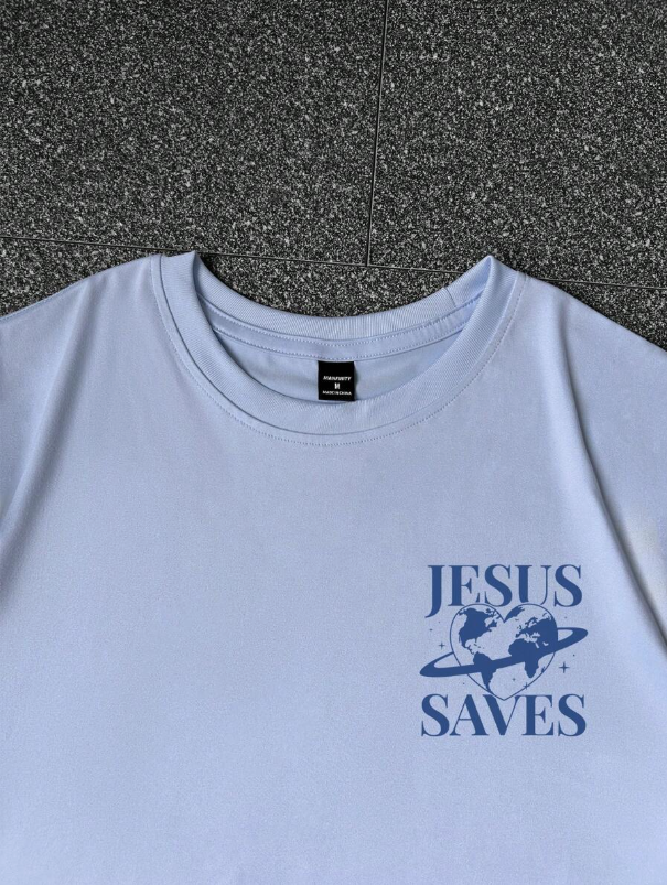 "JESUS SAVES" T-Shirt